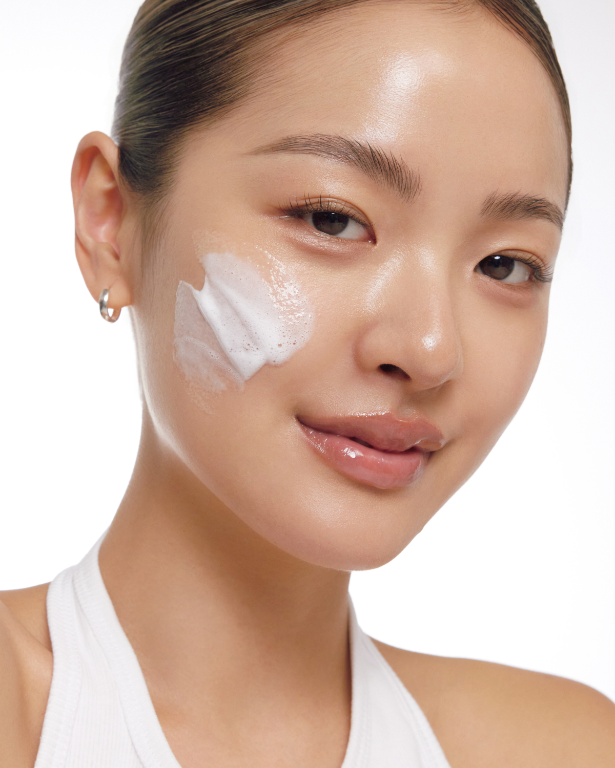 Sunday Morning Refreshing Cleansing Foam with Birch Sap - Hydrating & Soothing Gentle Facial Cleanser - Vegan Korean Skin Care Face Wash for All Skin Types (4.06 fl. oz.)